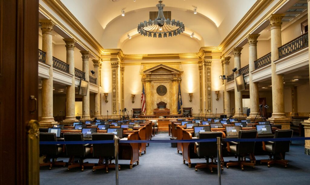 Coinbase Breaks Stablecoin Yield Logjam in Senate
